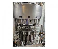 Füller und Verschließer