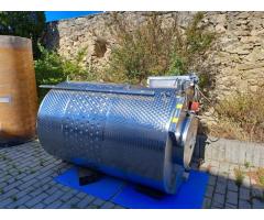 Rotwein-Maischetank