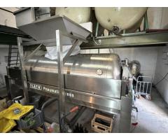 Wein-/Traubenpresse