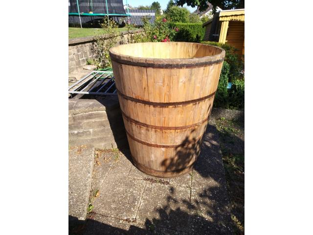 Weinfass – Gärbehälter - Neu - 1000 l - weinanzeiger.com - gratis