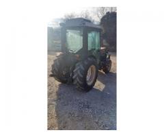 Traktor New Holland 70-86 VDT