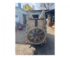 Medl Weinbau Anhängespritze mit Lineargebläse